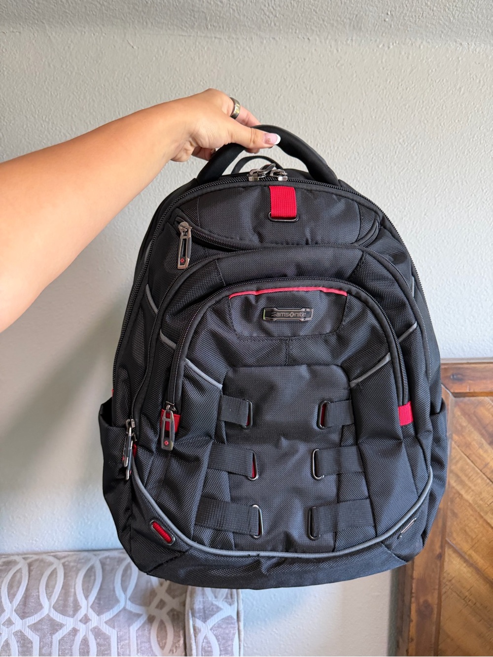 Samsonite Black and Red Men's Backpack with Padded Straps